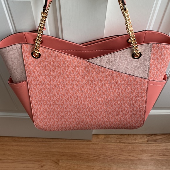 Women’s Michael Kors Bag - Picture 3 of 5